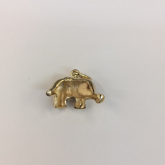 Beautiful 14k Yellow Gold Elephant 🐘 Charm - Picture 5 of 5